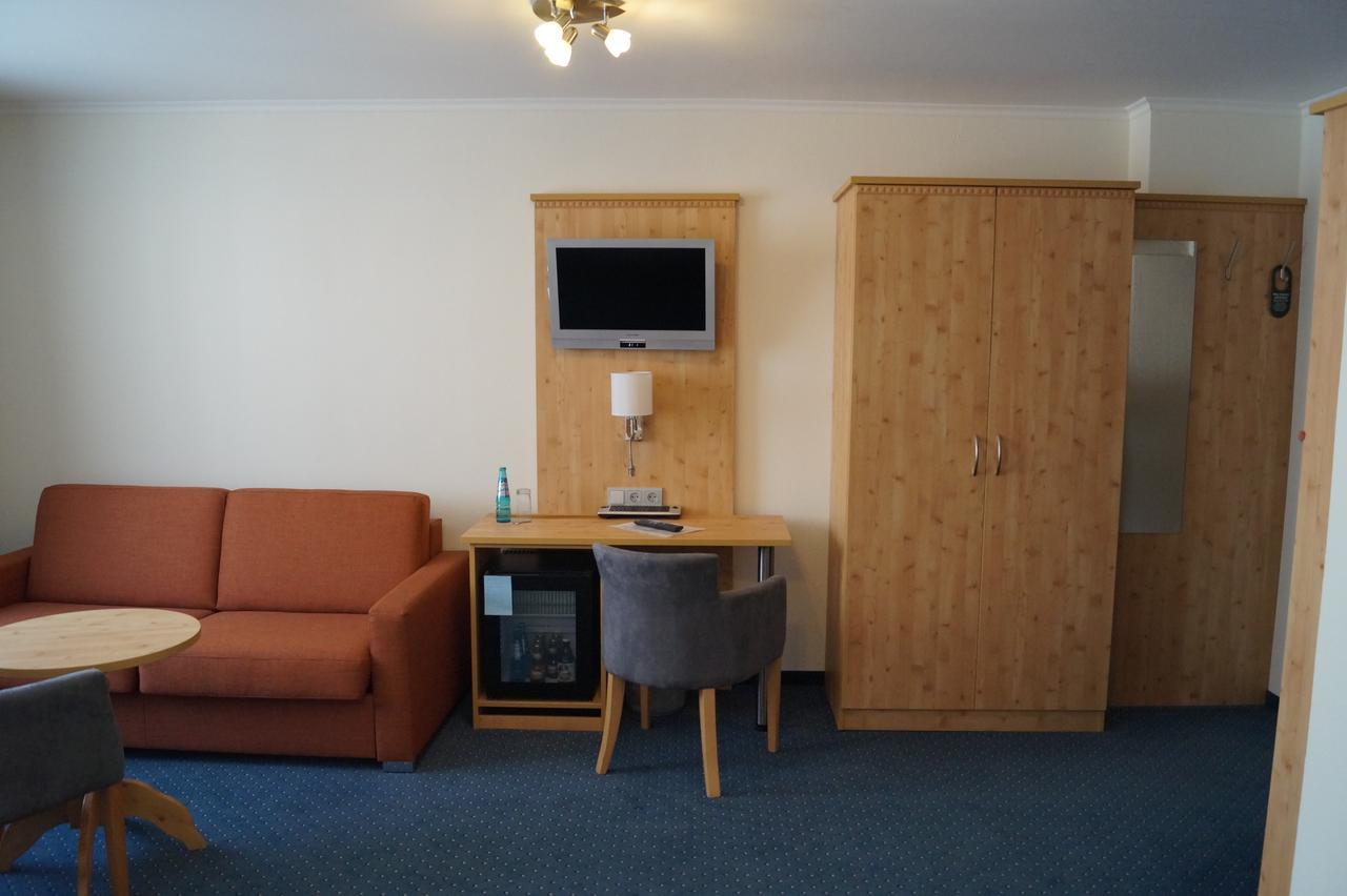Hotel Zur Post Trostberg Экстерьер фото